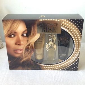 SOLD Beyonce Rise 3 Piece Gift Set